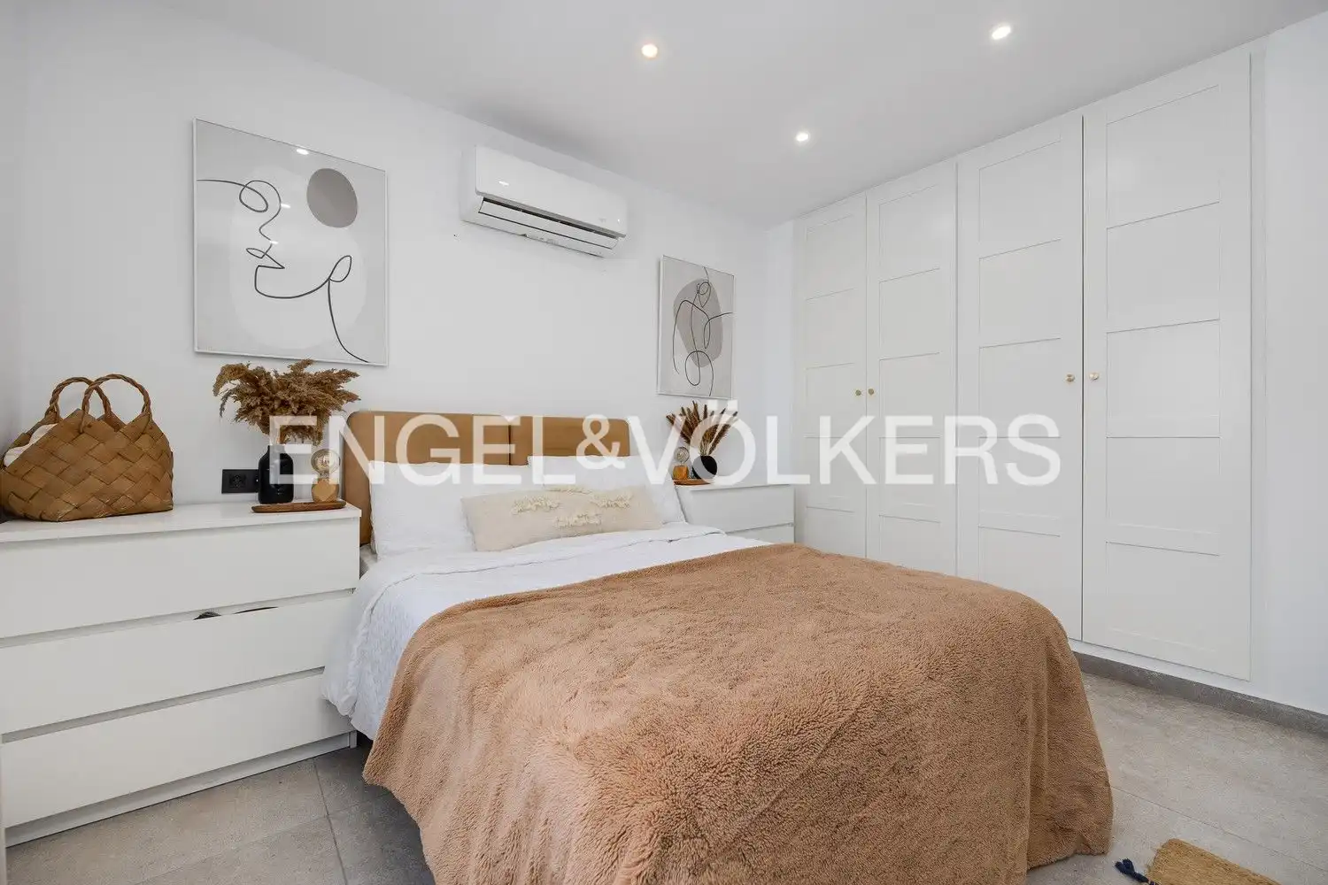 Bedroom of Country homes for sale in Torrevieja  with Air Conditioner, Heating and Private garden
