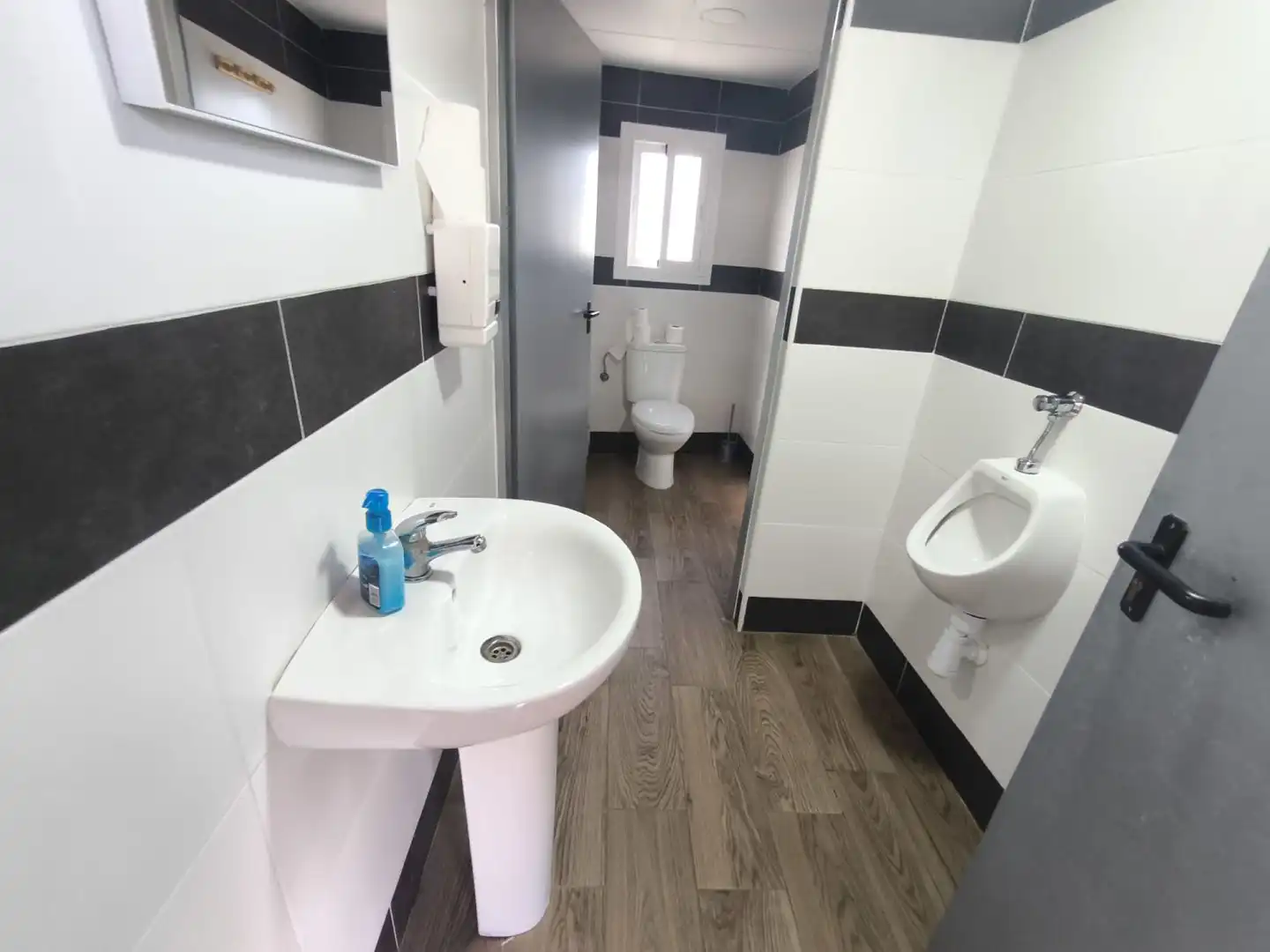 Local comercial en venta en Valdepeñas, imagen 38