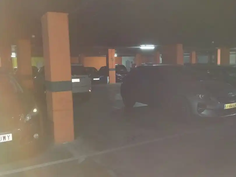 Parking of Garage for rent in Valencia