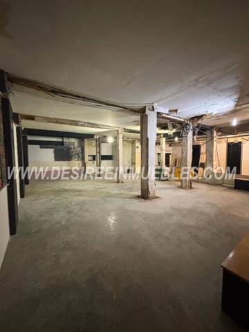 Local comercial en Alquiler en Carrer de Salamanca en Gran Via