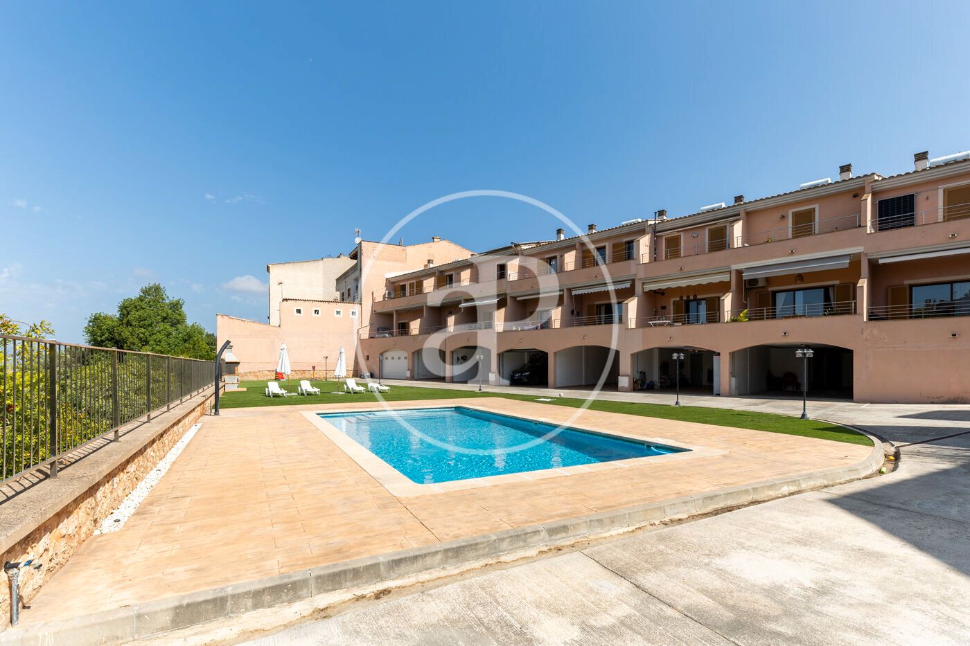 Piscina de Dúplex de lloguer en Costitx amb Aire condicionat, Calefacció i Jardí privat
