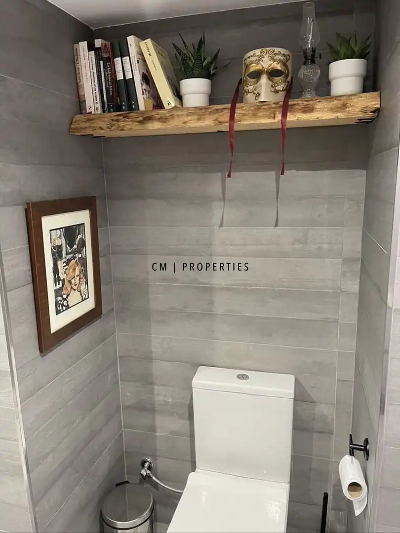 Bathroom of Flat for sale in Valencia  with Heating, Terrace and Balcony