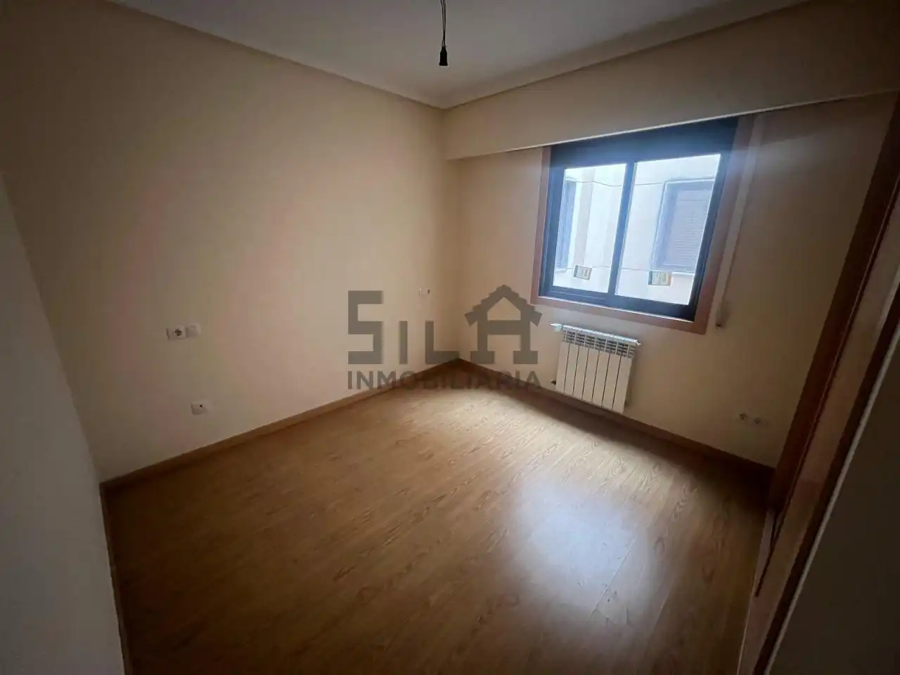 Habitación de Piso en venta en San Cibrao das Viñas con Calefacción y Trastero