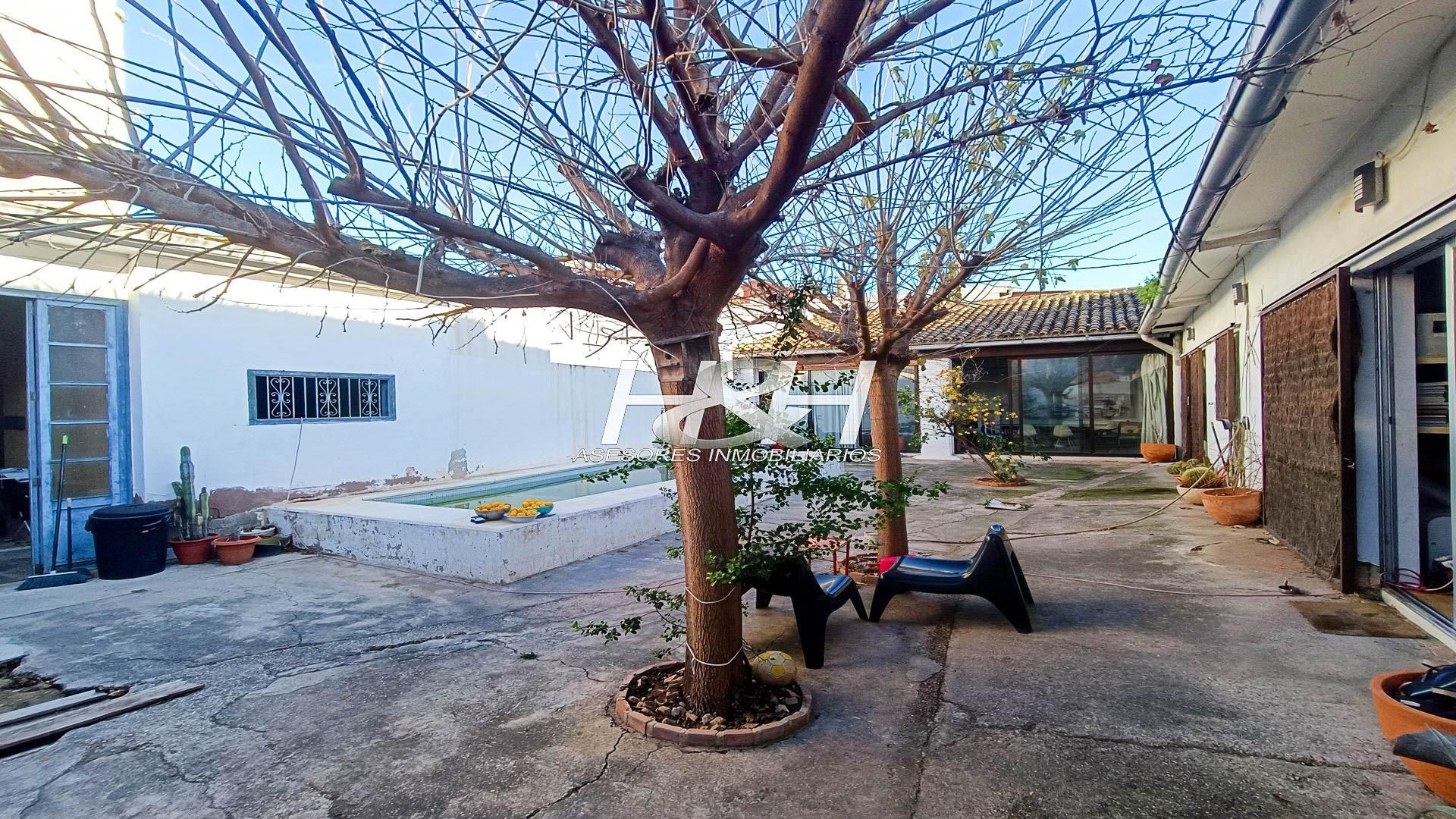 Garden of House or chalet for sale in  Valencia Capital  with Heating, Private garden and Terrace