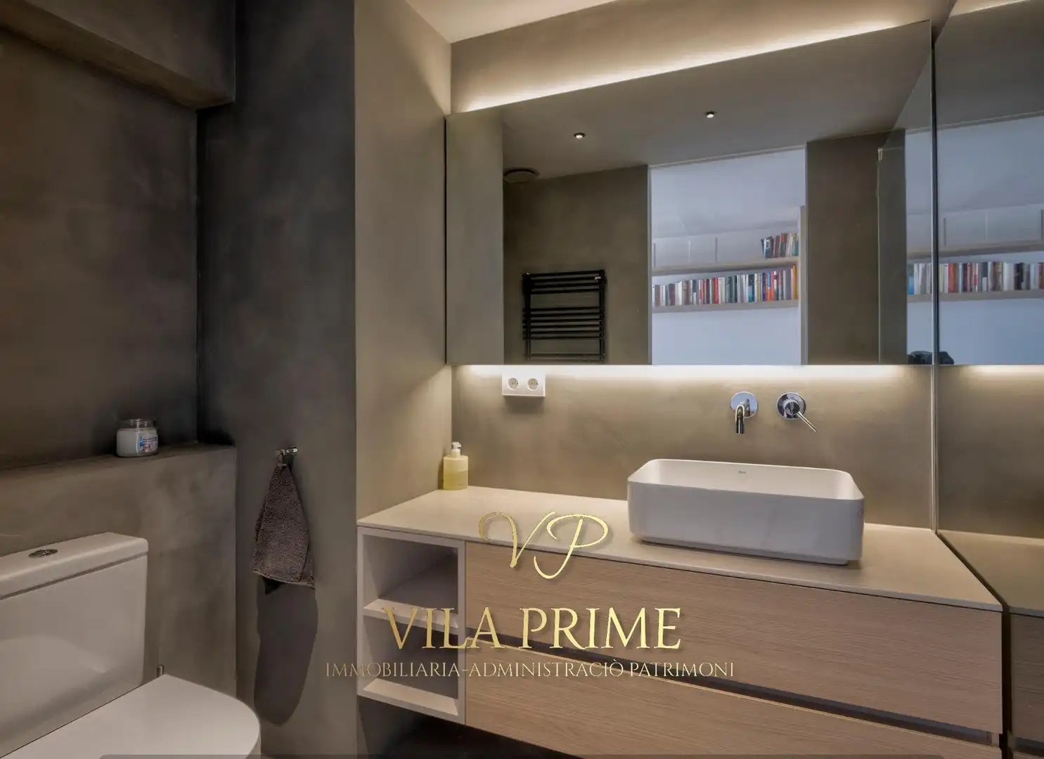 Bathroom of Houses for sale in Cabrils  with Air Conditioner, Heating and Private garden
