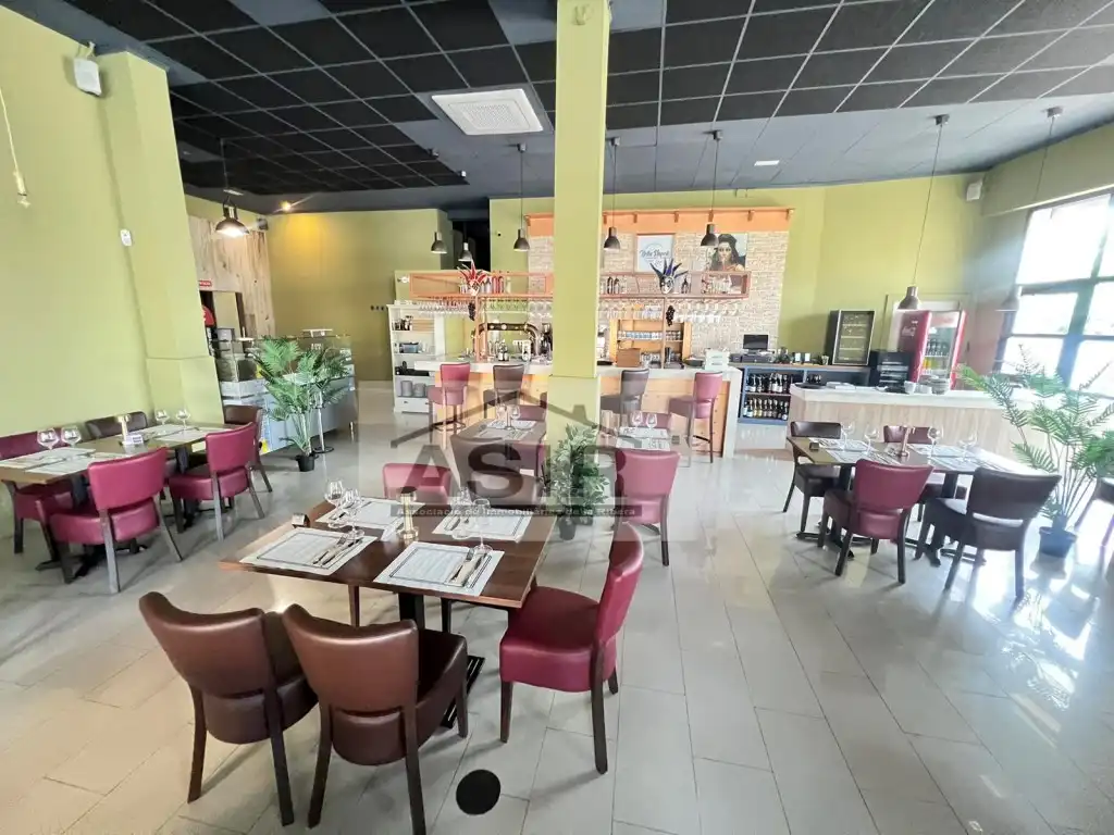 Geschaftsraum zur Miete in Calle Guadassuar, Urbanitzacions i Pedanies Nord