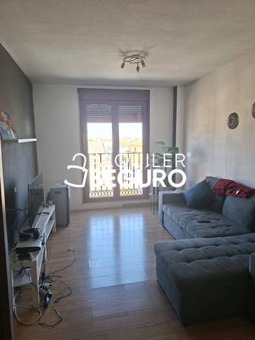 Piso en Alquiler en Toledo en Zona Entrada - Gasolineras