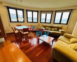 Sala d'estar de Apartament en venda en Ourense Capital  amb Calefacció, Parquet i Traster