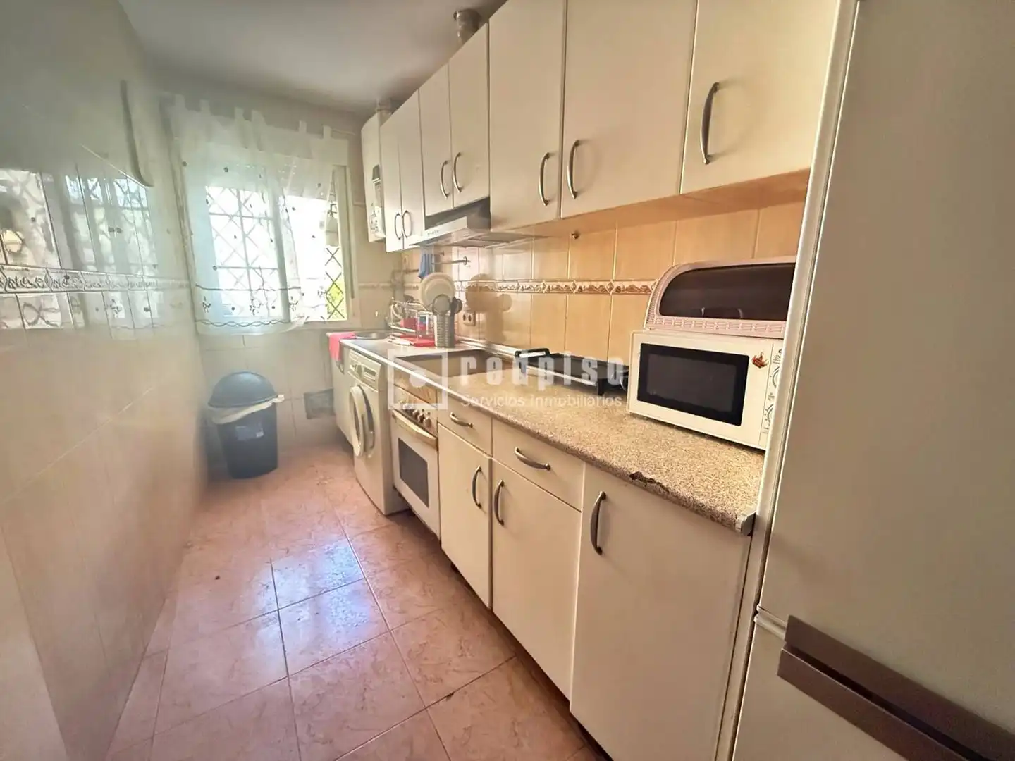 Cocina de Piso en venta en Madrid con Calefacción