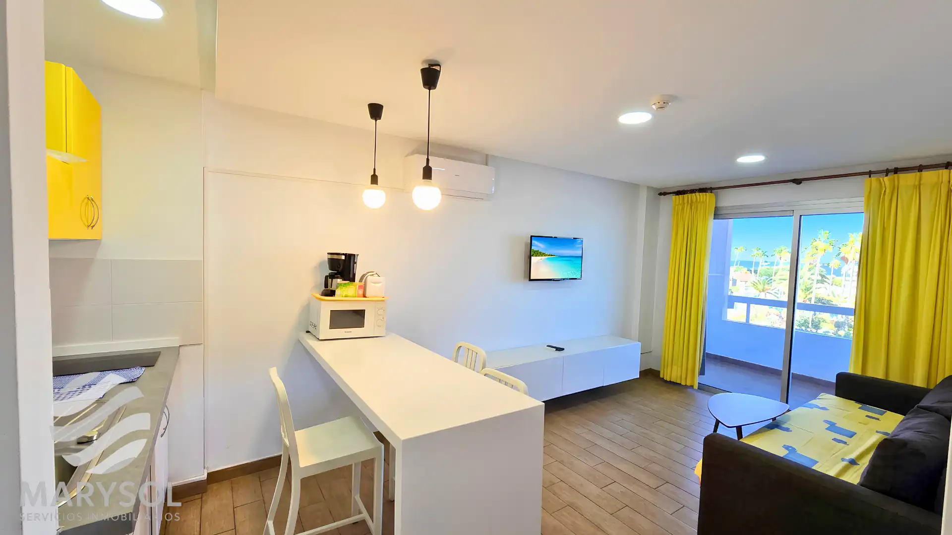 Wohnzimmer von Wohnungen zur Miete in San Bartolomé de Tirajana mit Klimaanlage, Terrasse und Möbliert