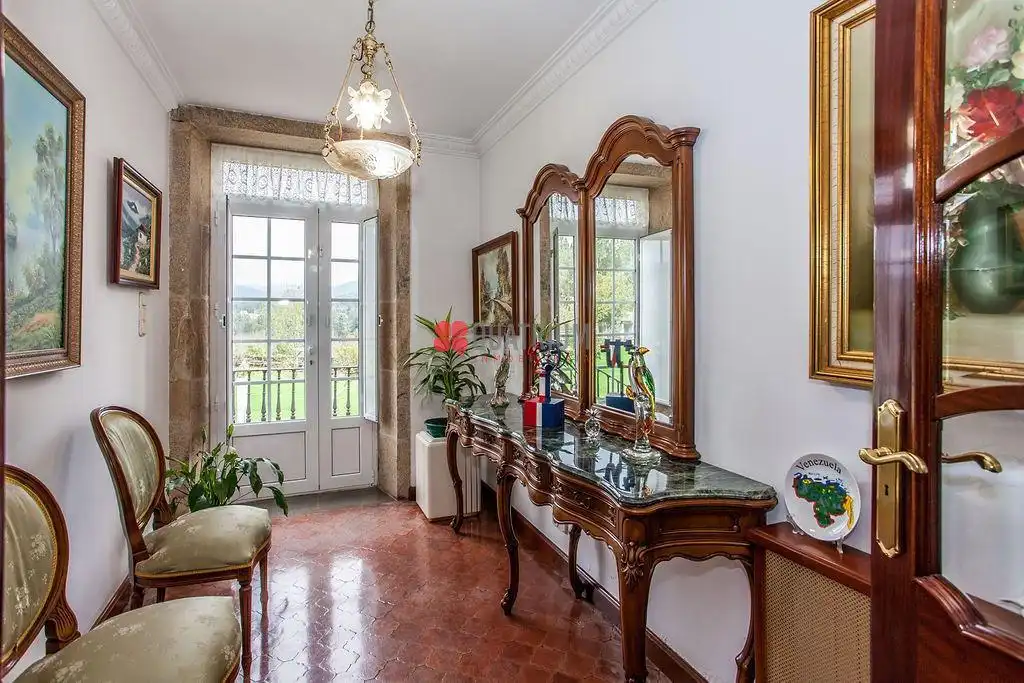 Casa o xalet en venda en Padrón amb Jardí privat