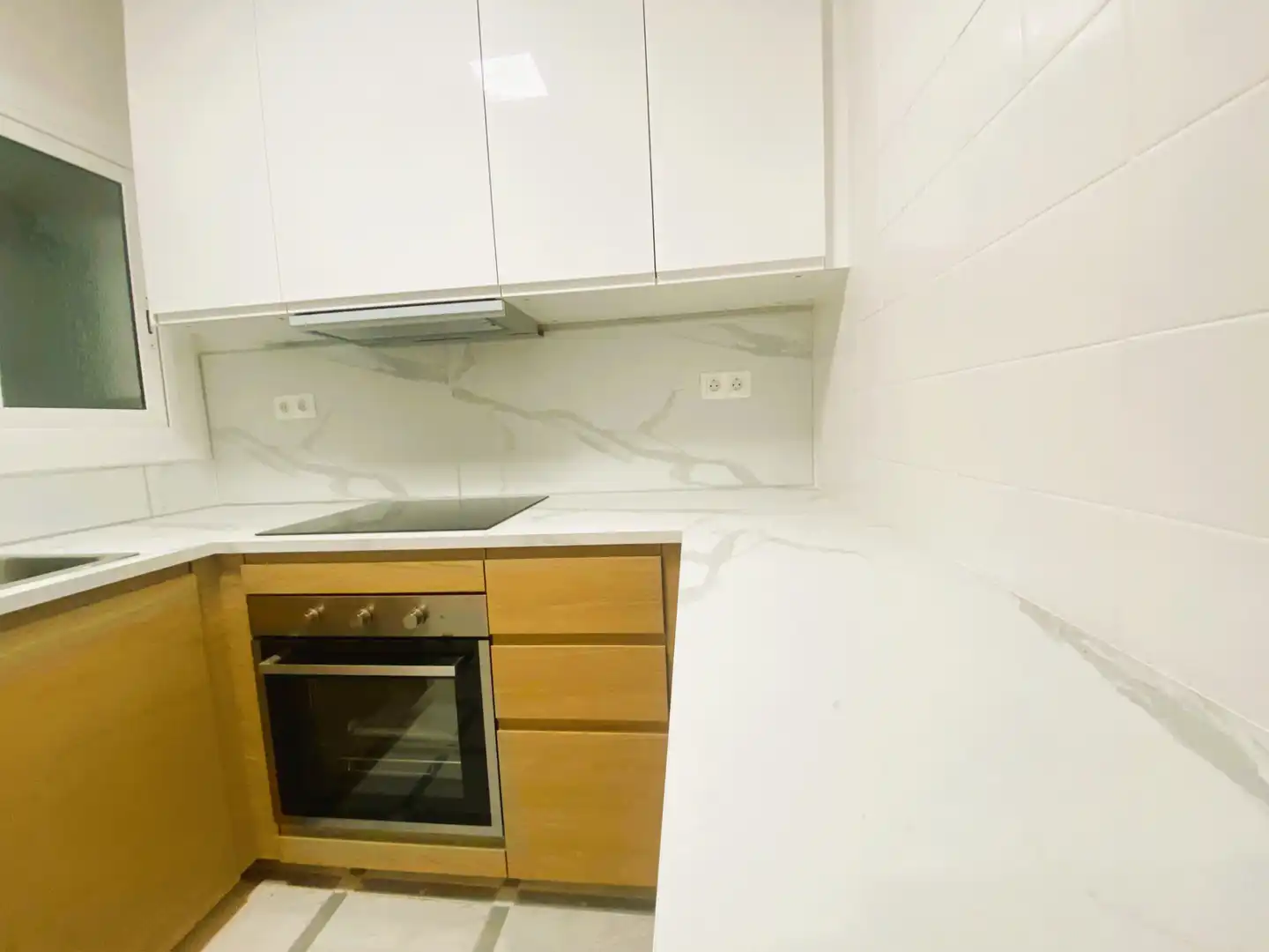 Cuina de Pis en venda en Cerdanyola del Vallès amb Aire condicionat i Forn