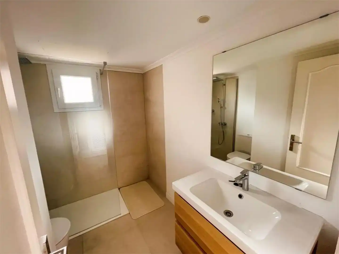 Badezimmer von Wohnung zum Verkauf in Andratx mit Klimaanlage und Schwimmbad