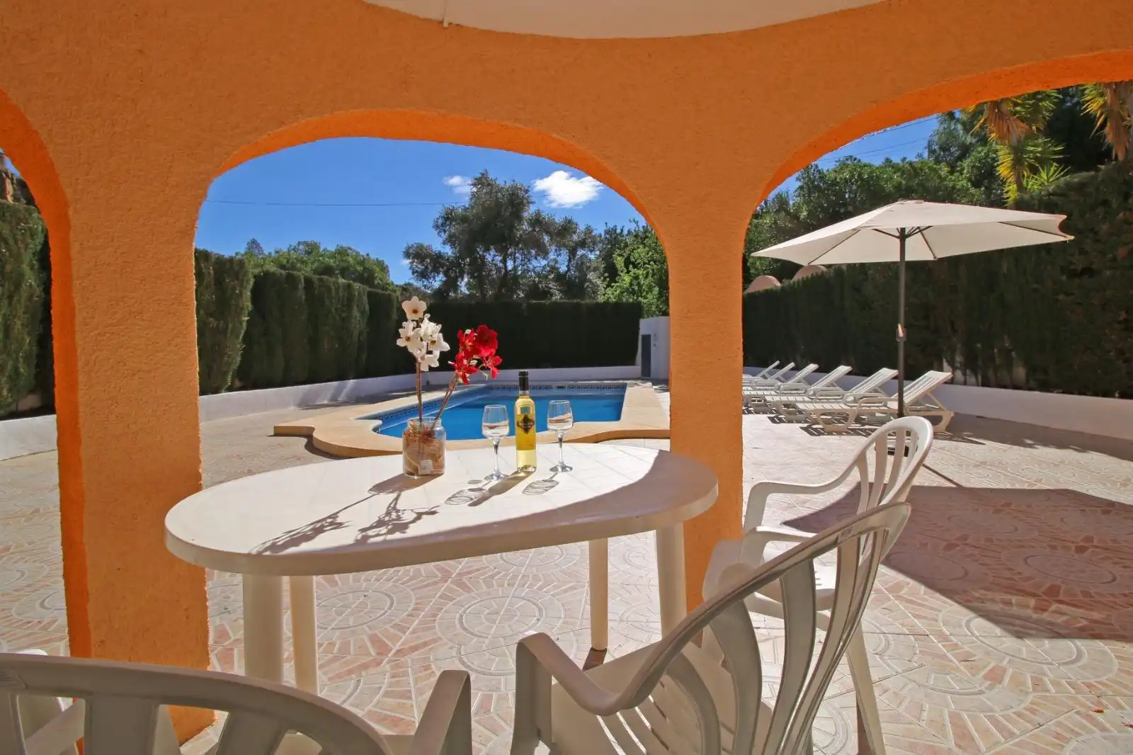 Chalet con piscina en venta en Maryvilla, imagen 4