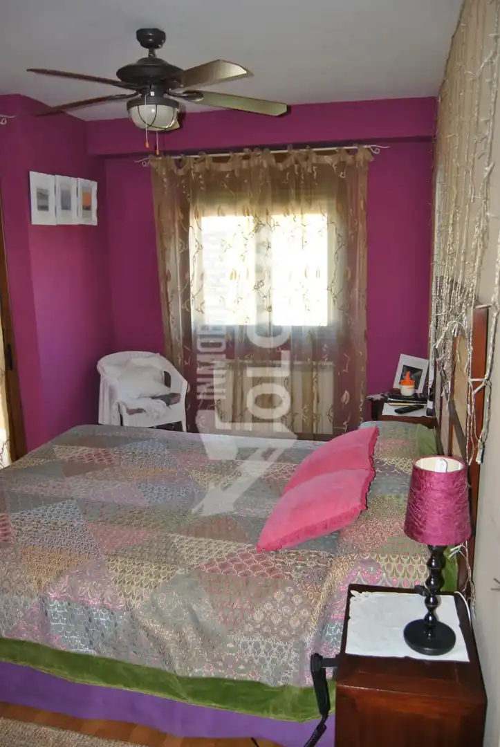Dormitori de Casa adosada en venda en Leza amb Calefacció, Jardí privat i Parquet