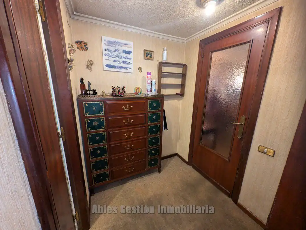 Schlafzimmer von Dachboden zum Verkauf in Oviedo  mit Terrasse