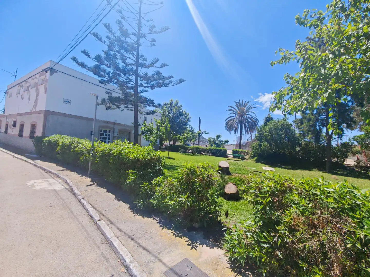 Vista exterior de Casa o xalet en venda en Cartagena amb Jardí privat, Terrassa i Moblat