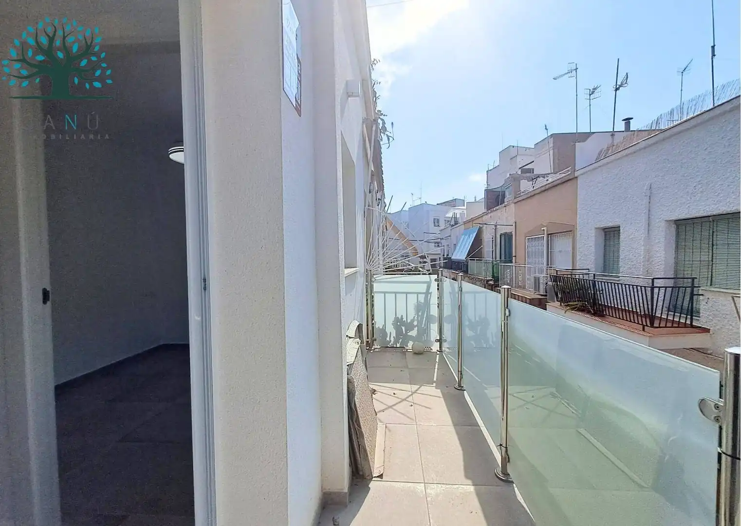 Vista exterior de Dúplex en venta en Mazarrón con Balcón