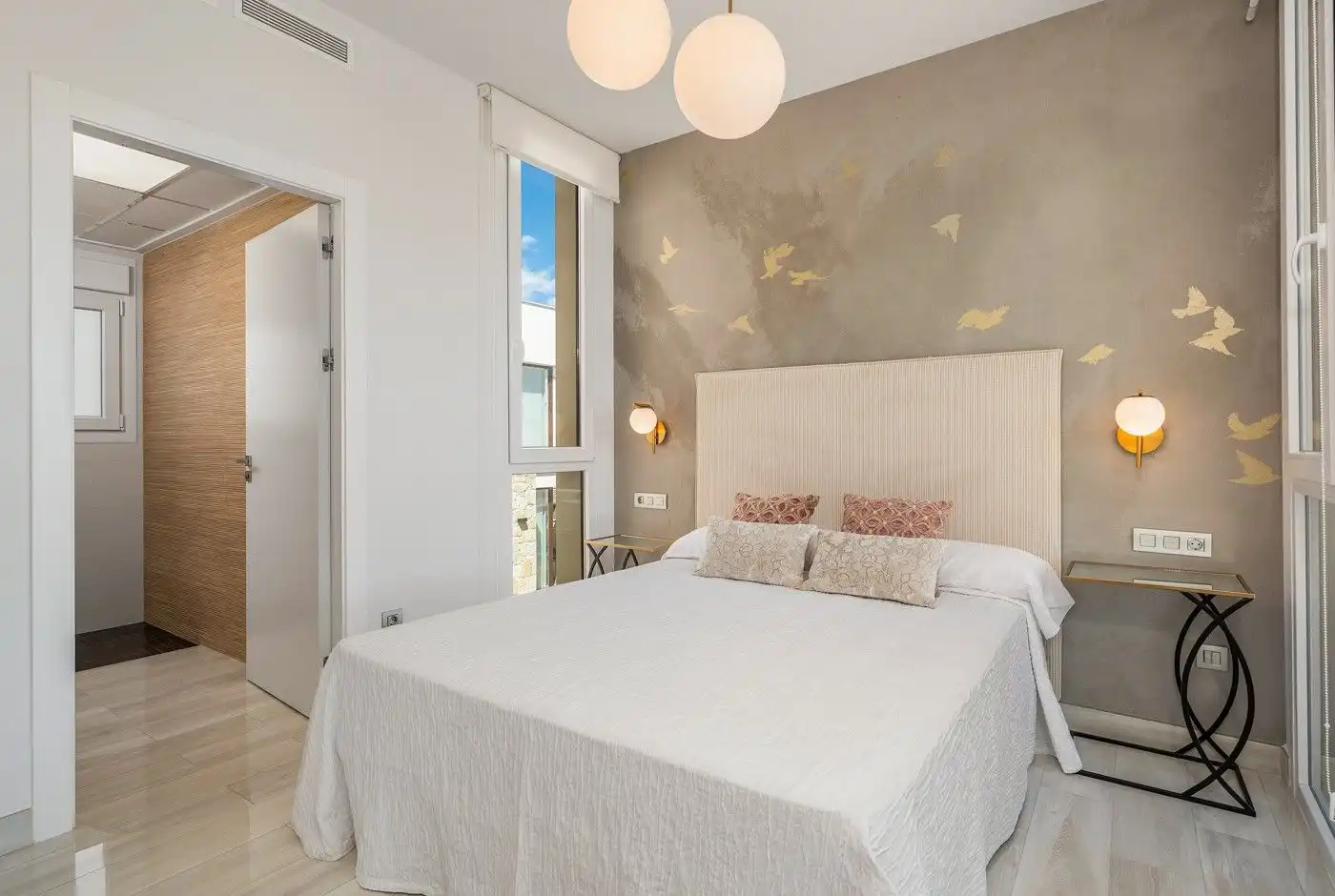 Bedroom of Houses for sale in San Bartolomé  with Swimming Pool and Community pool