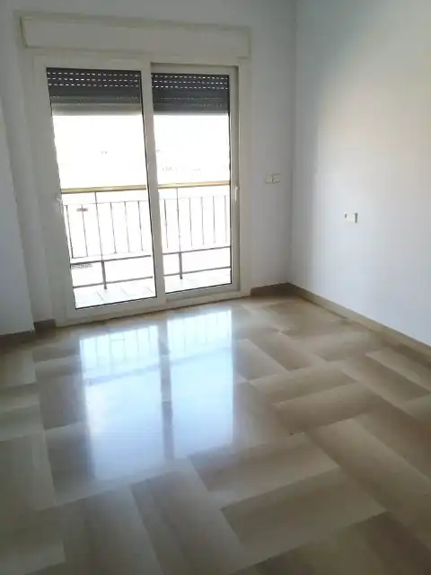 Flat for rent in Ciudad Jardín - Zoco