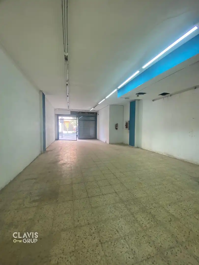 Local comercial en alquiler en DE LORENZO SERRA