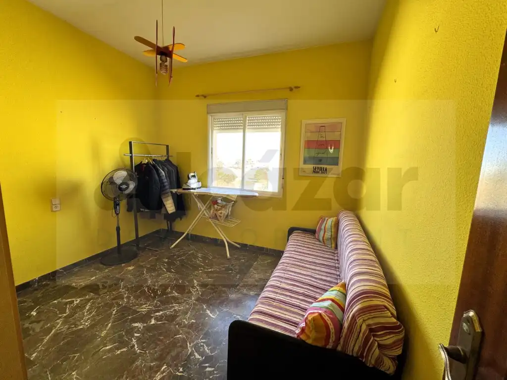 Habitación de Casa adosada en venta en Mairena del Alcor con Aire acondicionado y Terraza