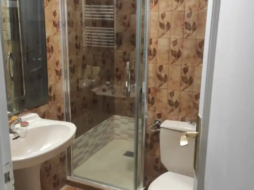 Bathroom of Flat for rent in Barrio de Salamanca