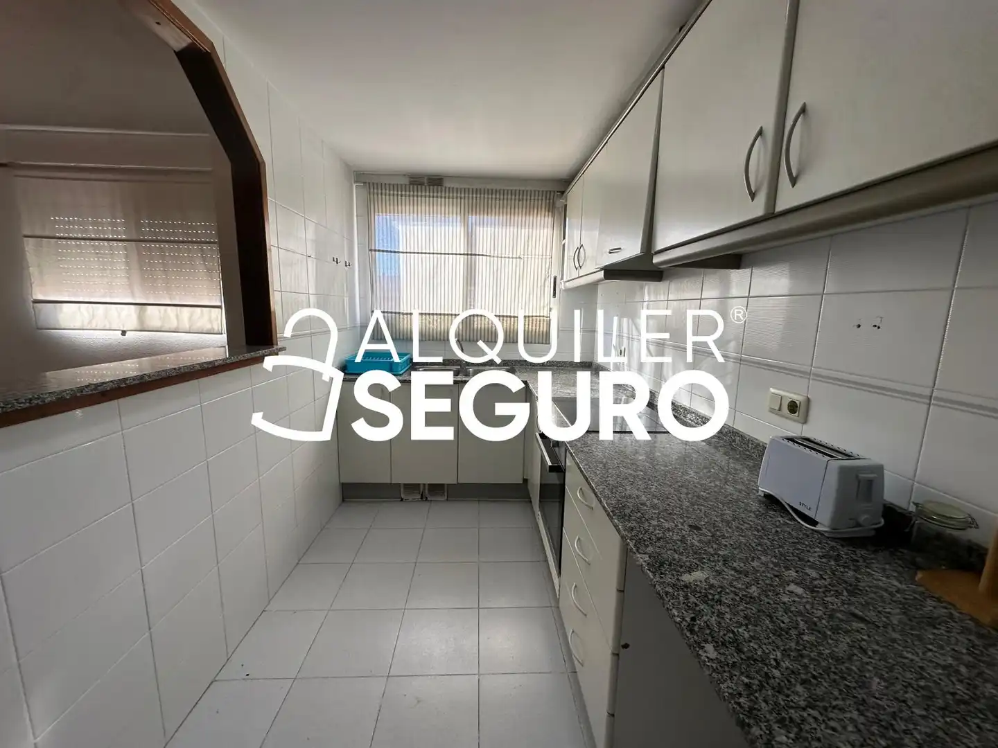 Kitchen of Attic for rent in Mislata  with Air Conditioner and Terrace