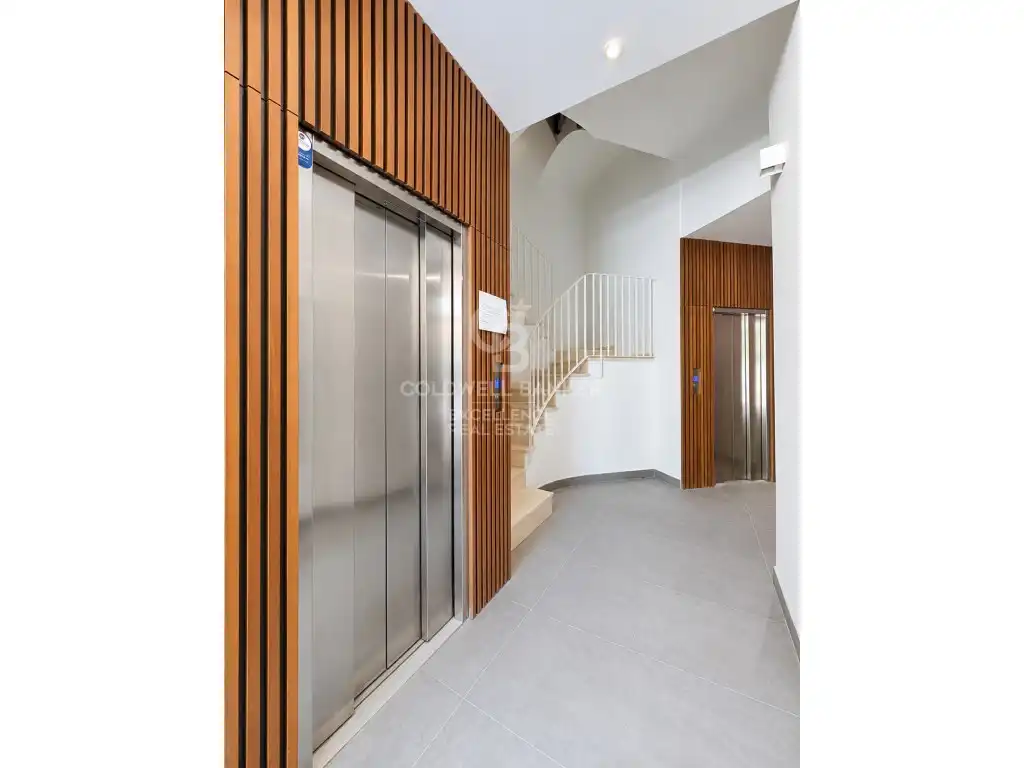 Piso en venta en Valencia con Aire acondicionado, Horno y Lavadora