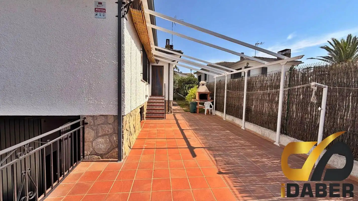 Terrace of Houses for sale in Carranque  with Air Conditioner, Heating and Private garden