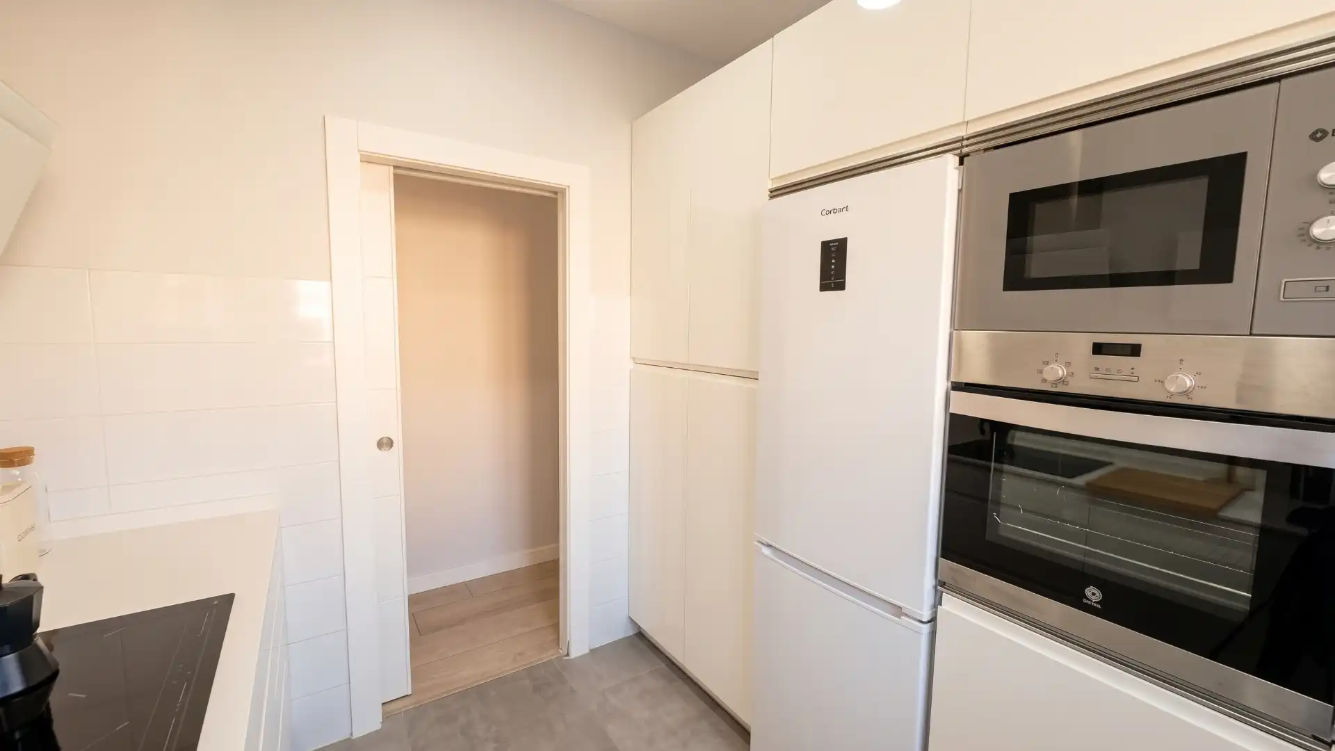 Kitchen of Apartments for rent in Barrio de Salamanca