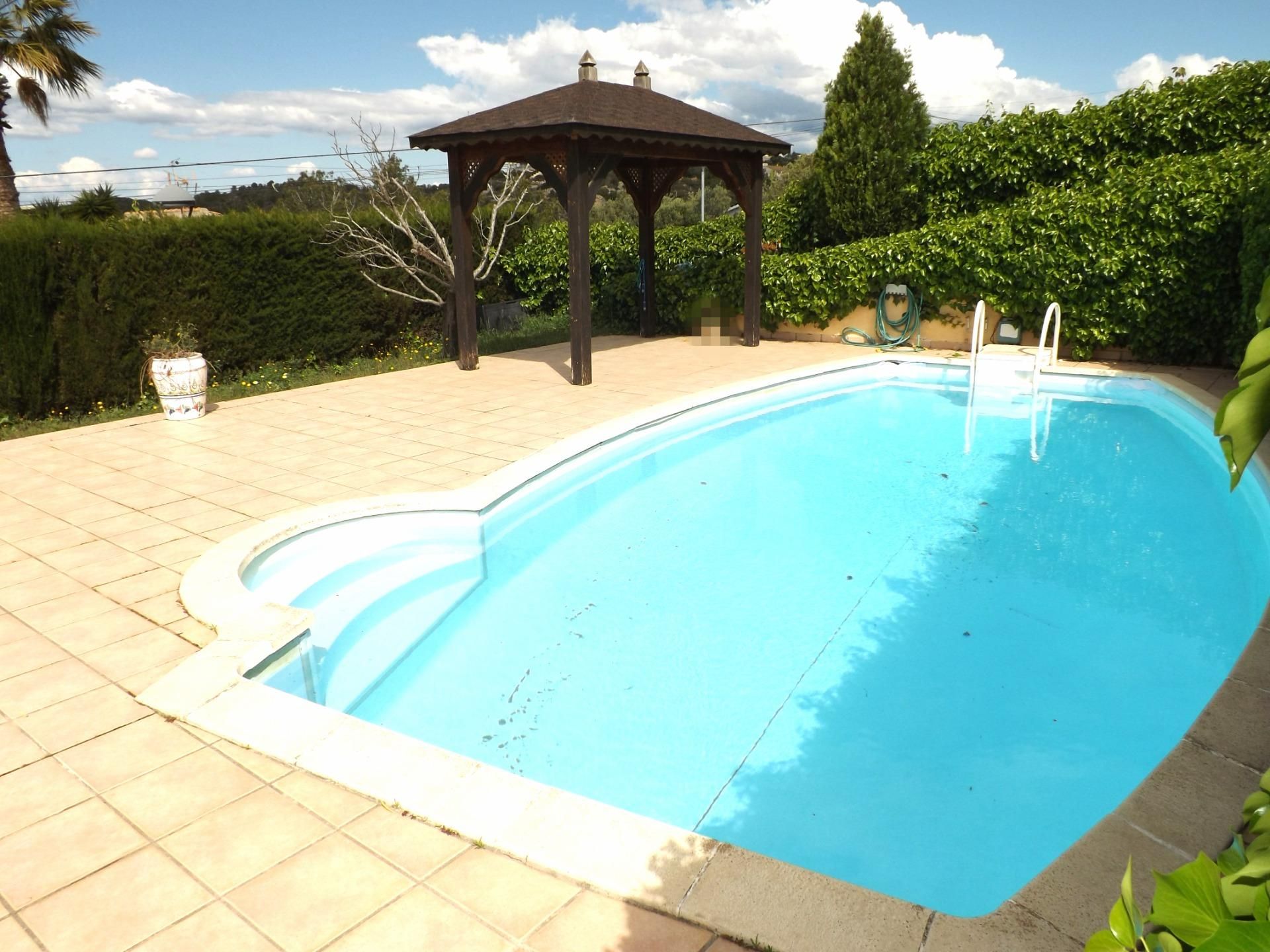 Piscina de Casa o xalet en venda en Calafell amb Calefacció, Jardí privat i Terrassa