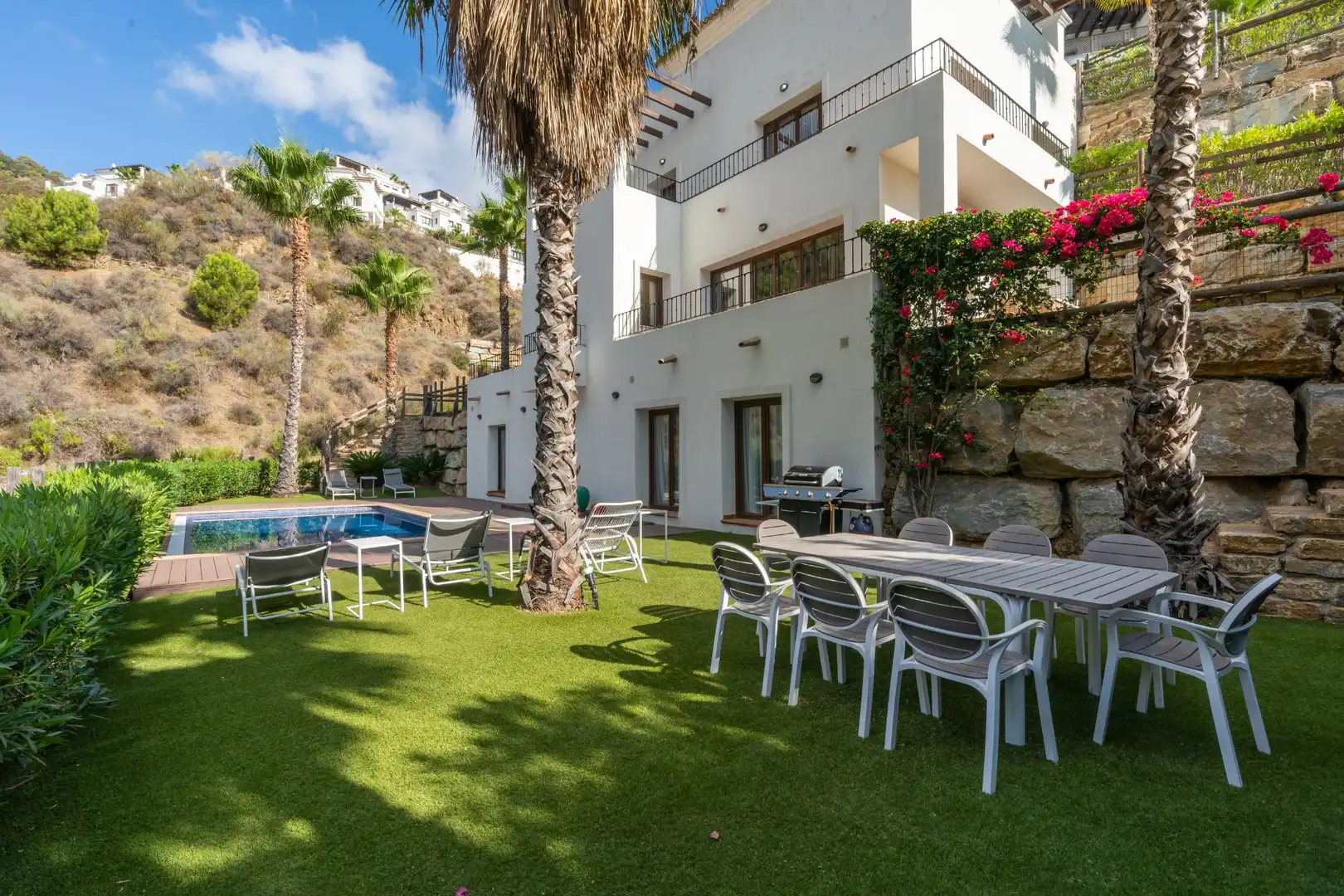 Chalet con terraza en venta en Calle Hinaharros 30, imagen 16