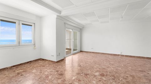 Foto 3 de Piso en venta en Paseo Marítimo Rey de España, 12, Puerto Deportivo, Fuengirola