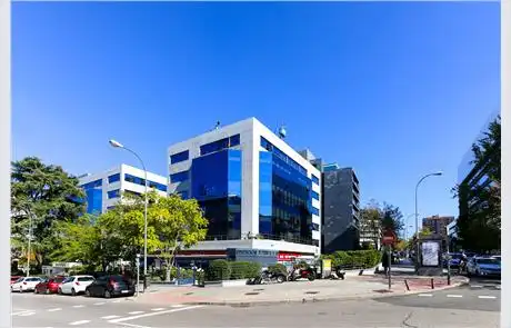 Außenansicht von Büro zur Miete in Madrid