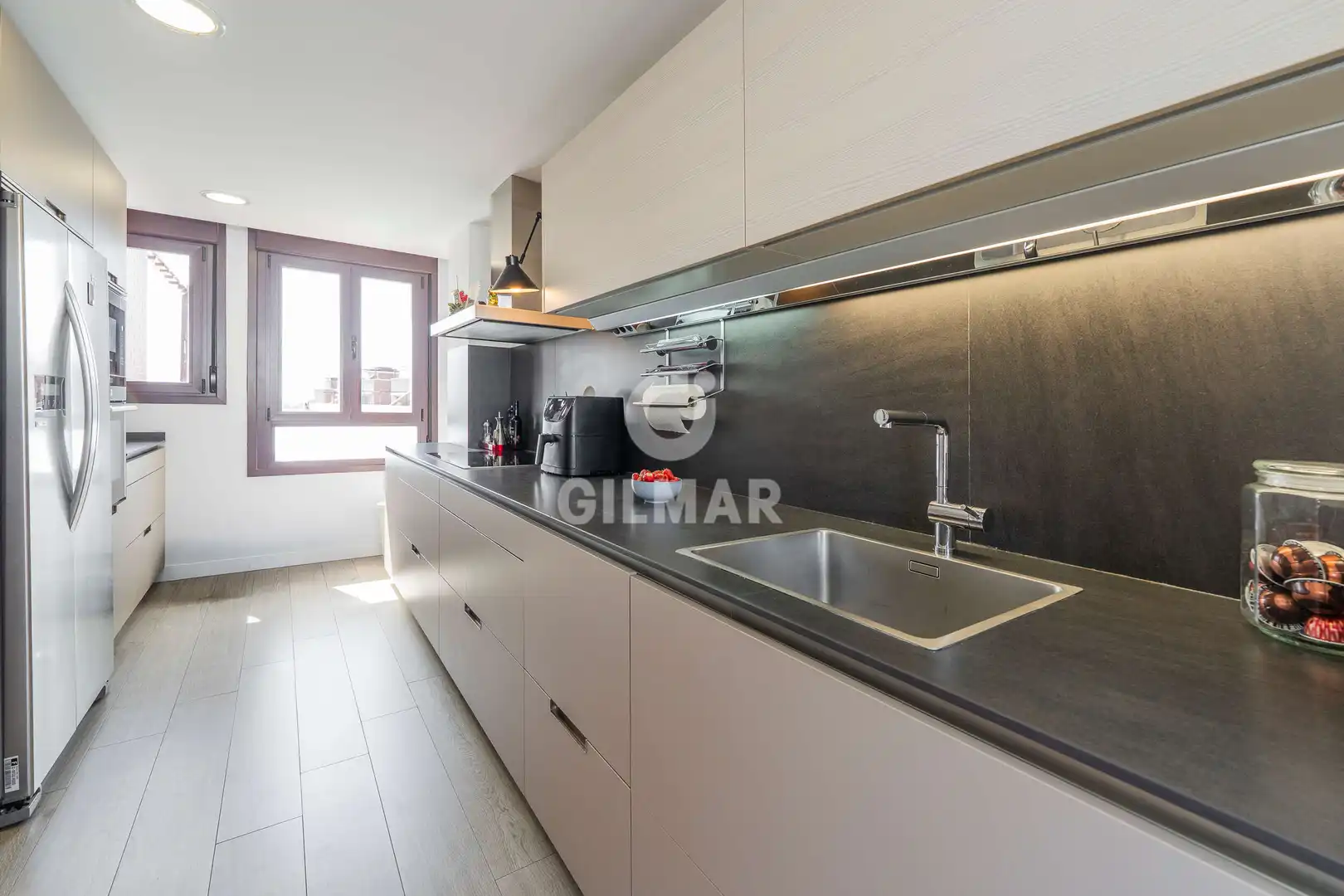 Kitchen of Duplexes for sale in Madrid  with Heating, Private garden and Storage room