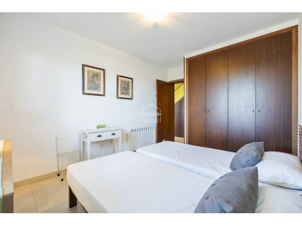 Dormitori de Casa o xalet en venda en Es Castell amb Calefacció, Jardí privat i Terrassa