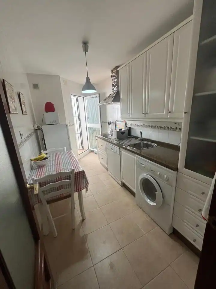 Cuina de Pis de lloguer en Sanlúcar de Barrameda amb Terrassa i Moblat