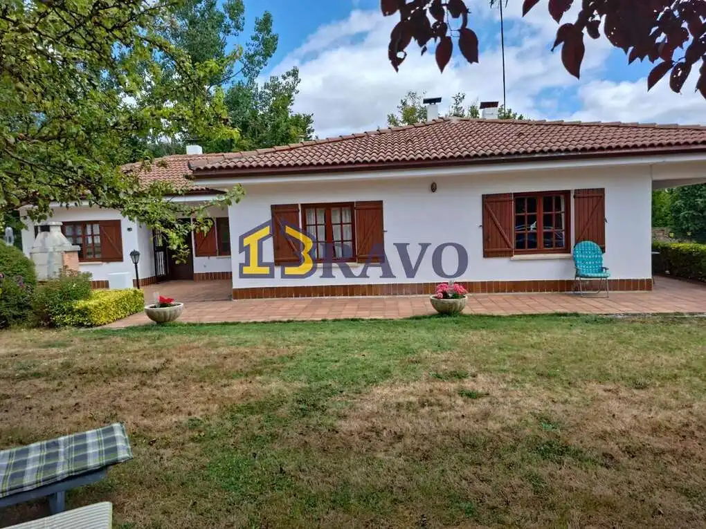 Casa en venda a Merindad de Montija, imagen 2