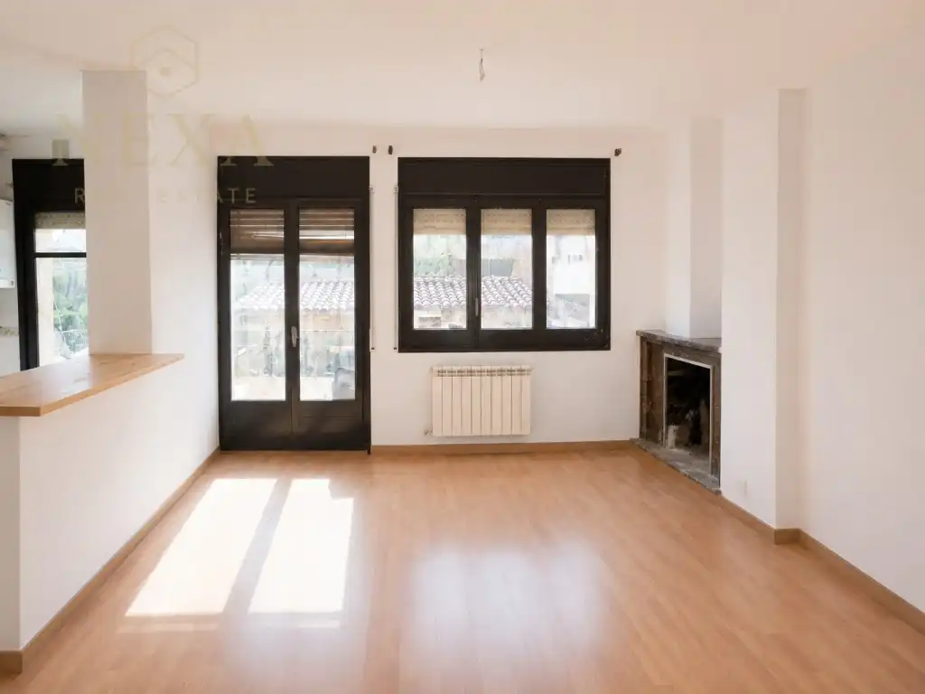 Sala de estar de Piso en venta en Sant Hilari Sacalm con Terraza, Horno y Balcón