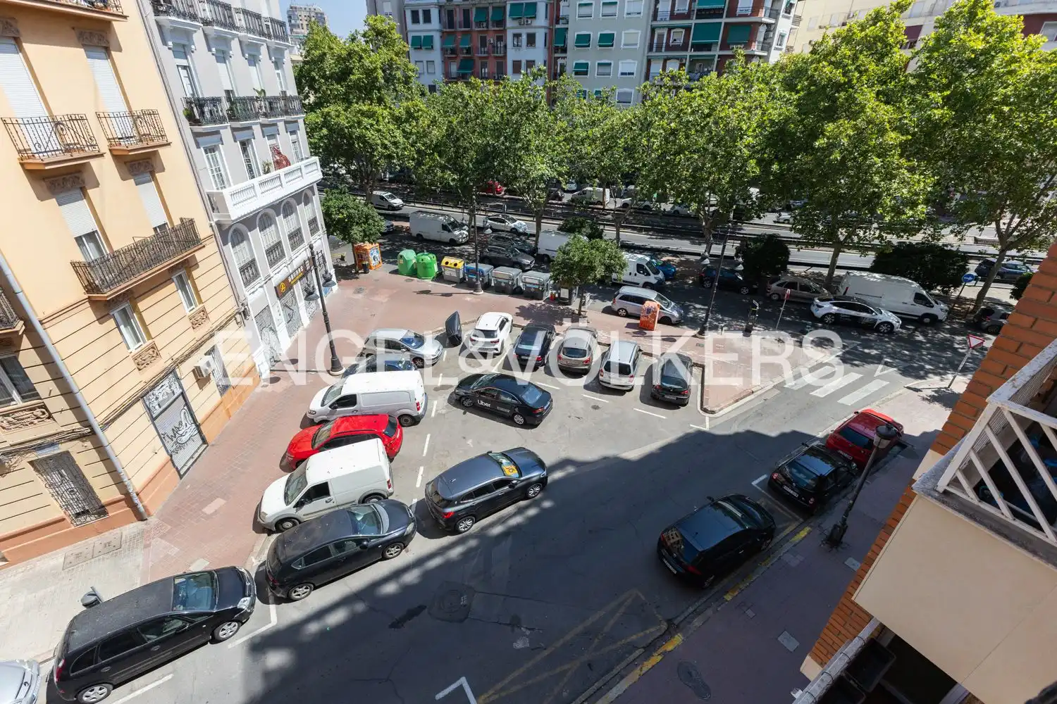 Parking of Flat for sale in Valencia  with Air Conditioner, Heating and Parquet flooring