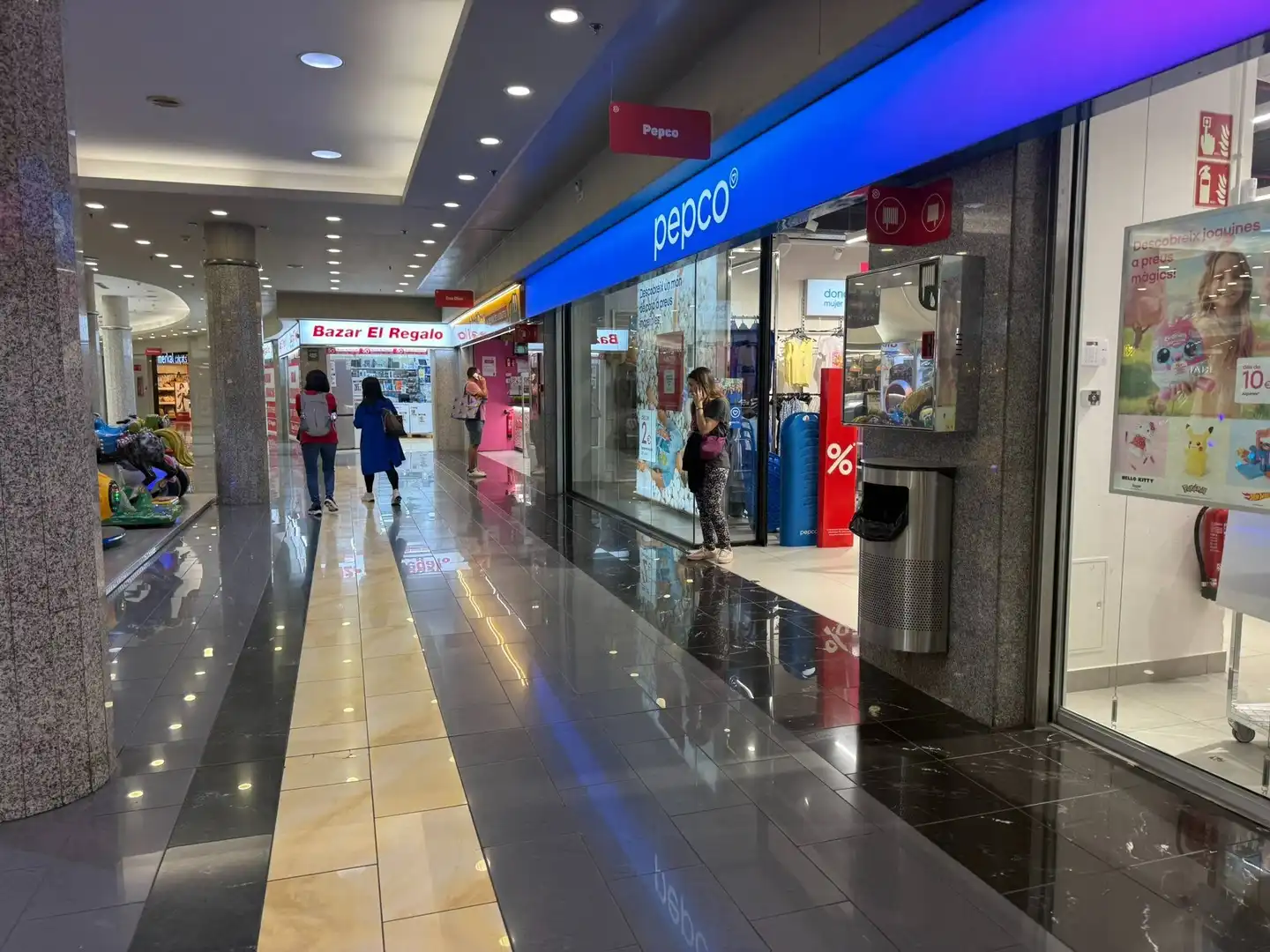Local comercial en alquiler en Carrer Baricentro B-006a, imagen 8