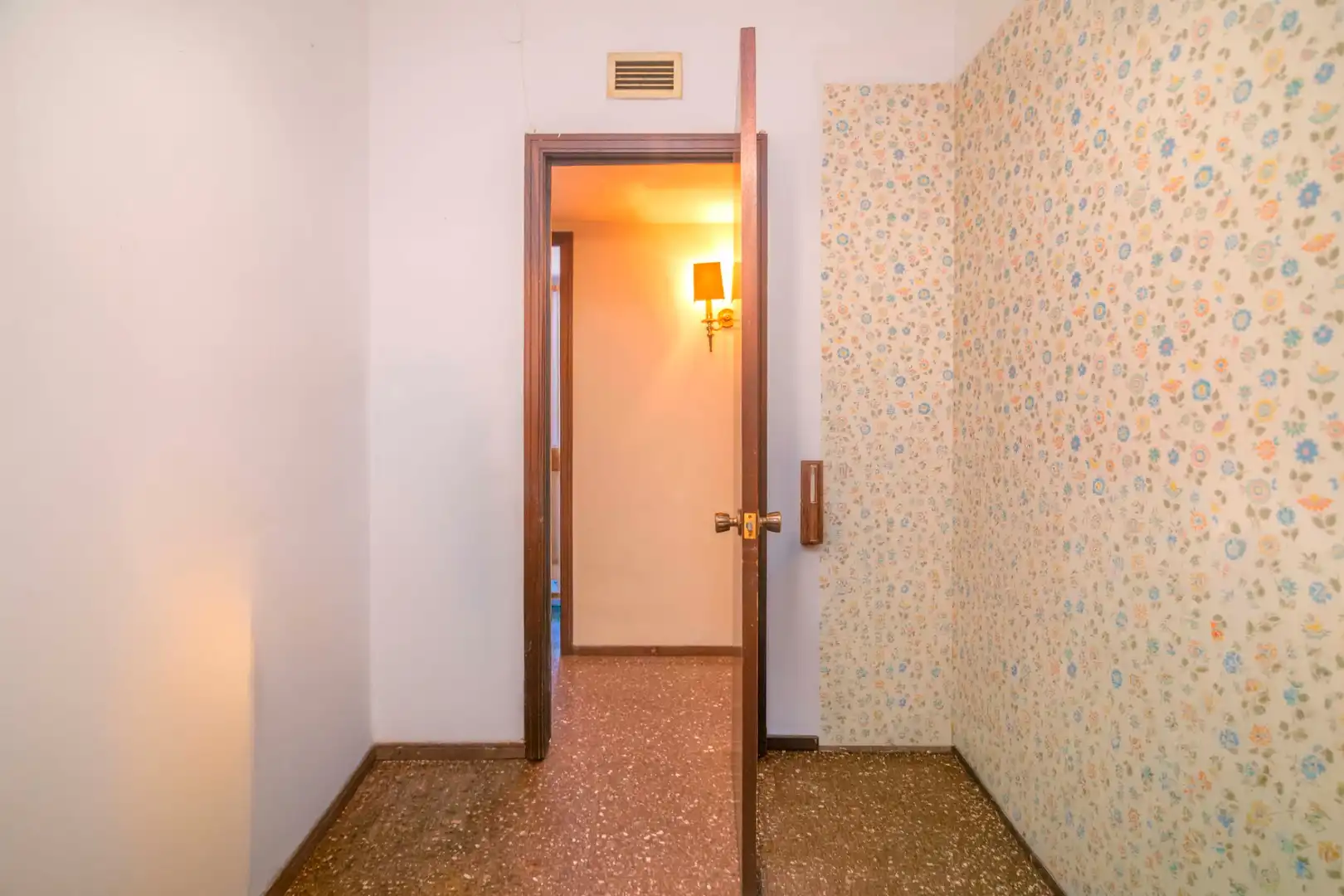 Piso en venta en Barcelona con Aire acondicionado, Calefacción y Balcón