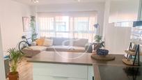 Living room of Flat for sale in  Barcelona Capital  with Air Conditioner, Heating and Furnished