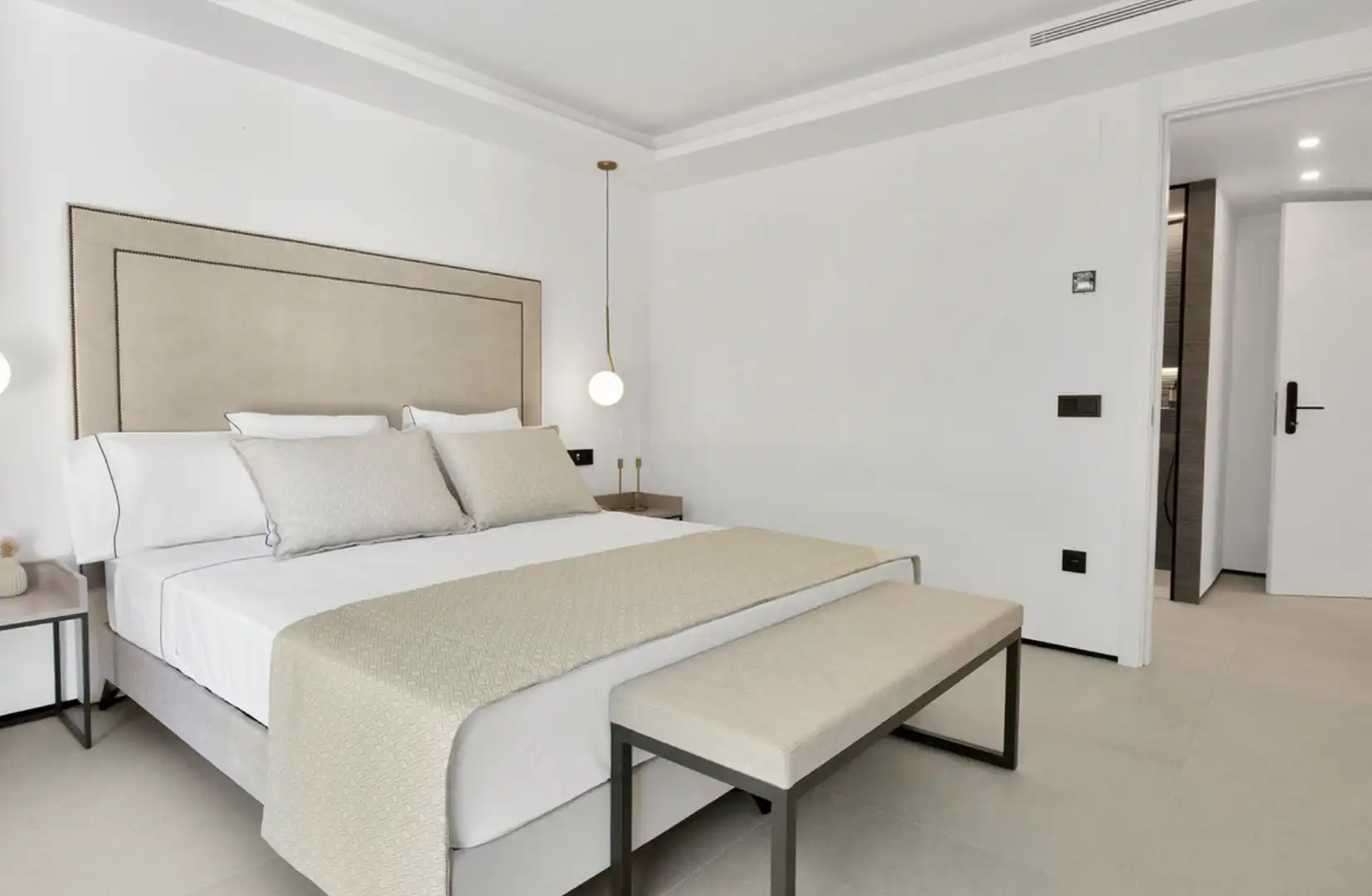 Villa mit Terrasse zum Verkauf in Nueva Andalucía, imagen 16