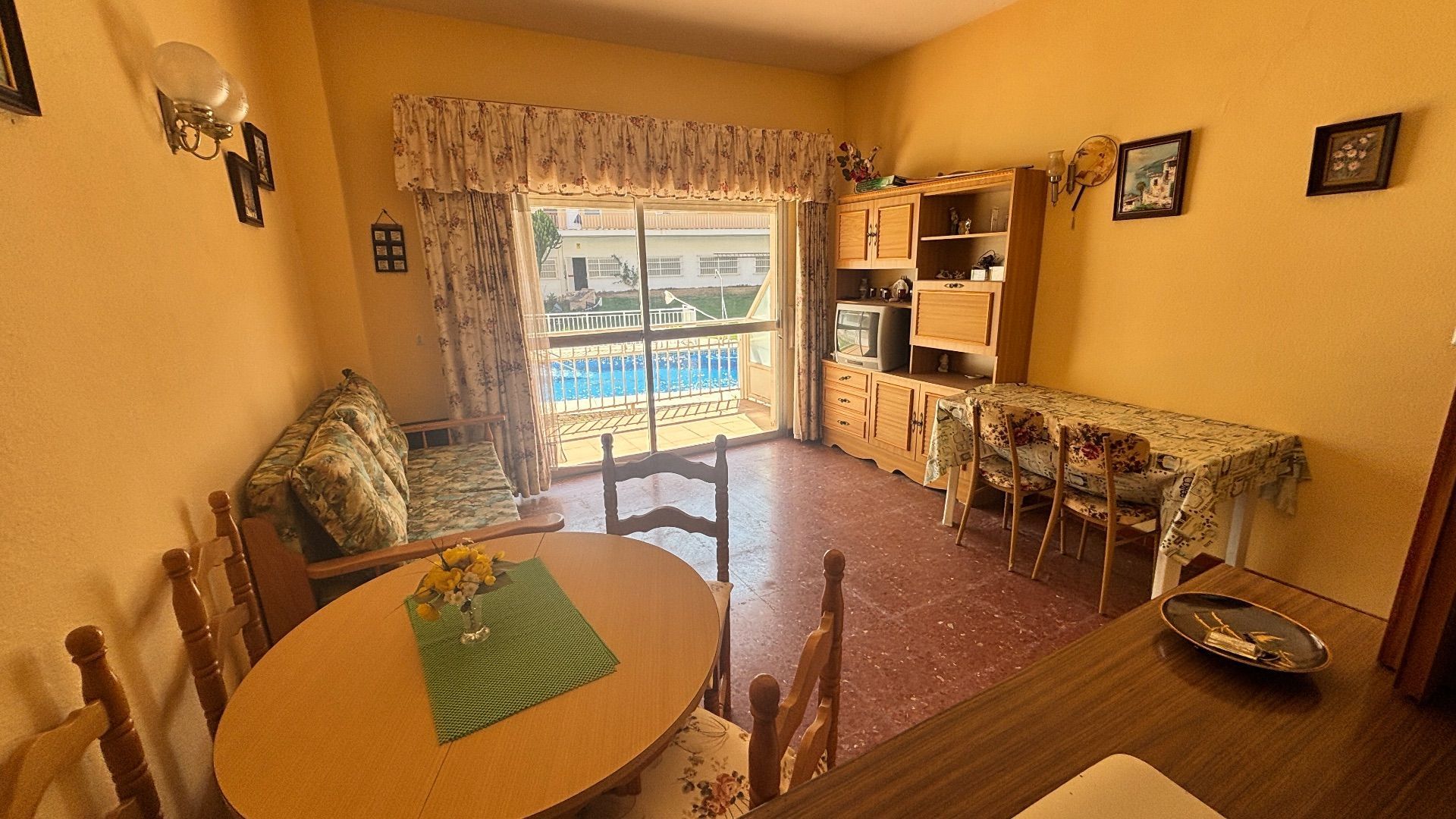 Living room of Study for sale in Torremolinos  with Terrace, Furnished and Community pool