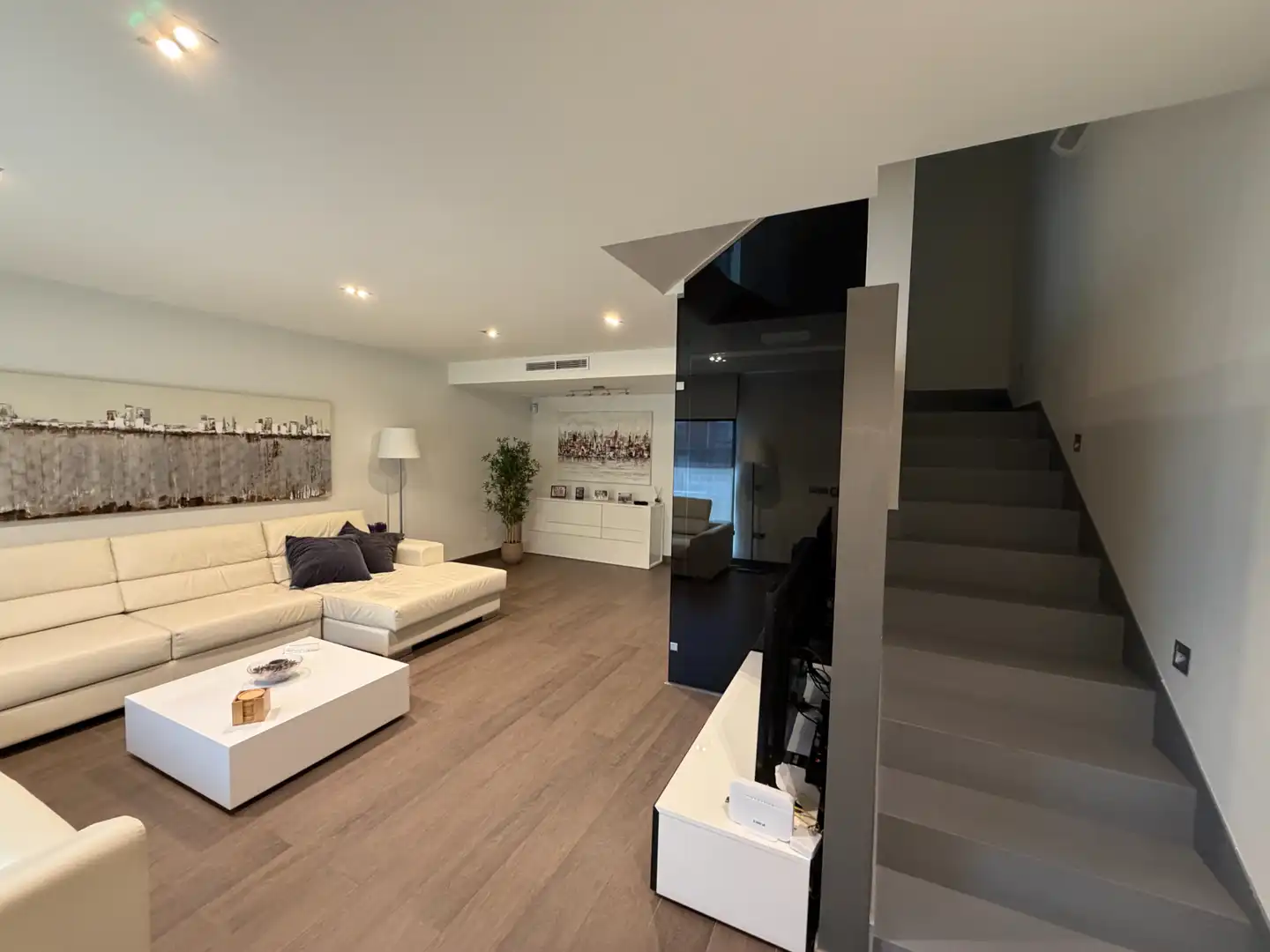 Detached homes for sale in Sagunto / Sagunt  with Air Conditioner, Terrace and Furnished