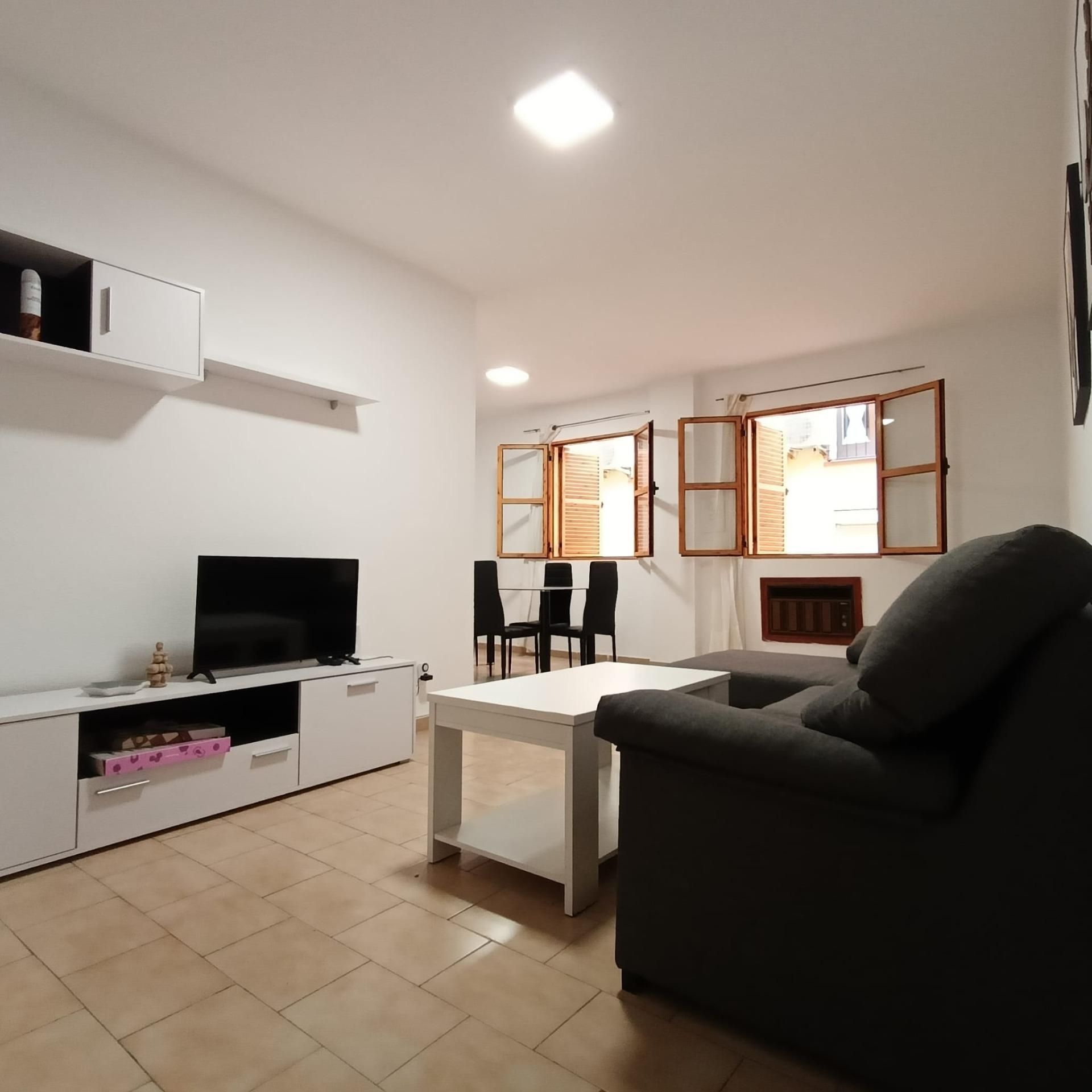 Living room of Flat for sale in  Sevilla Capital