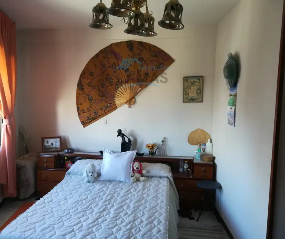 Habitación de Casa o chalet en venta en Peraleda de la Mata con Amueblado y Balcón
