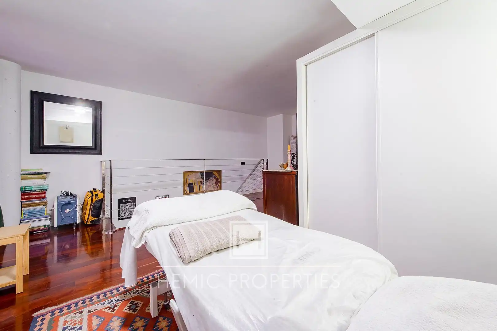Schlafzimmer von Loft zum Verkauf in Madrid mit Heizung, Parkett und Gemeinschaftspool